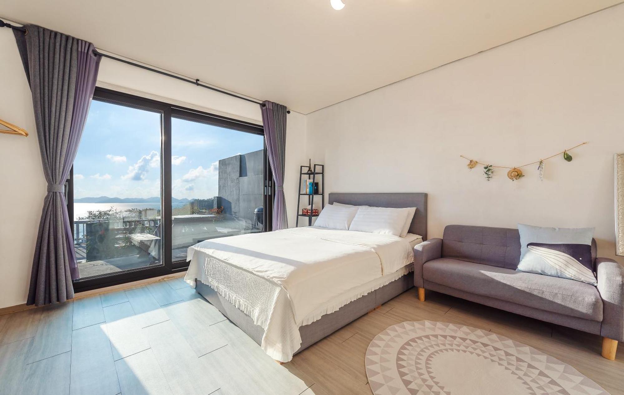 Namhae Whale'S Dream Villa Kamer foto