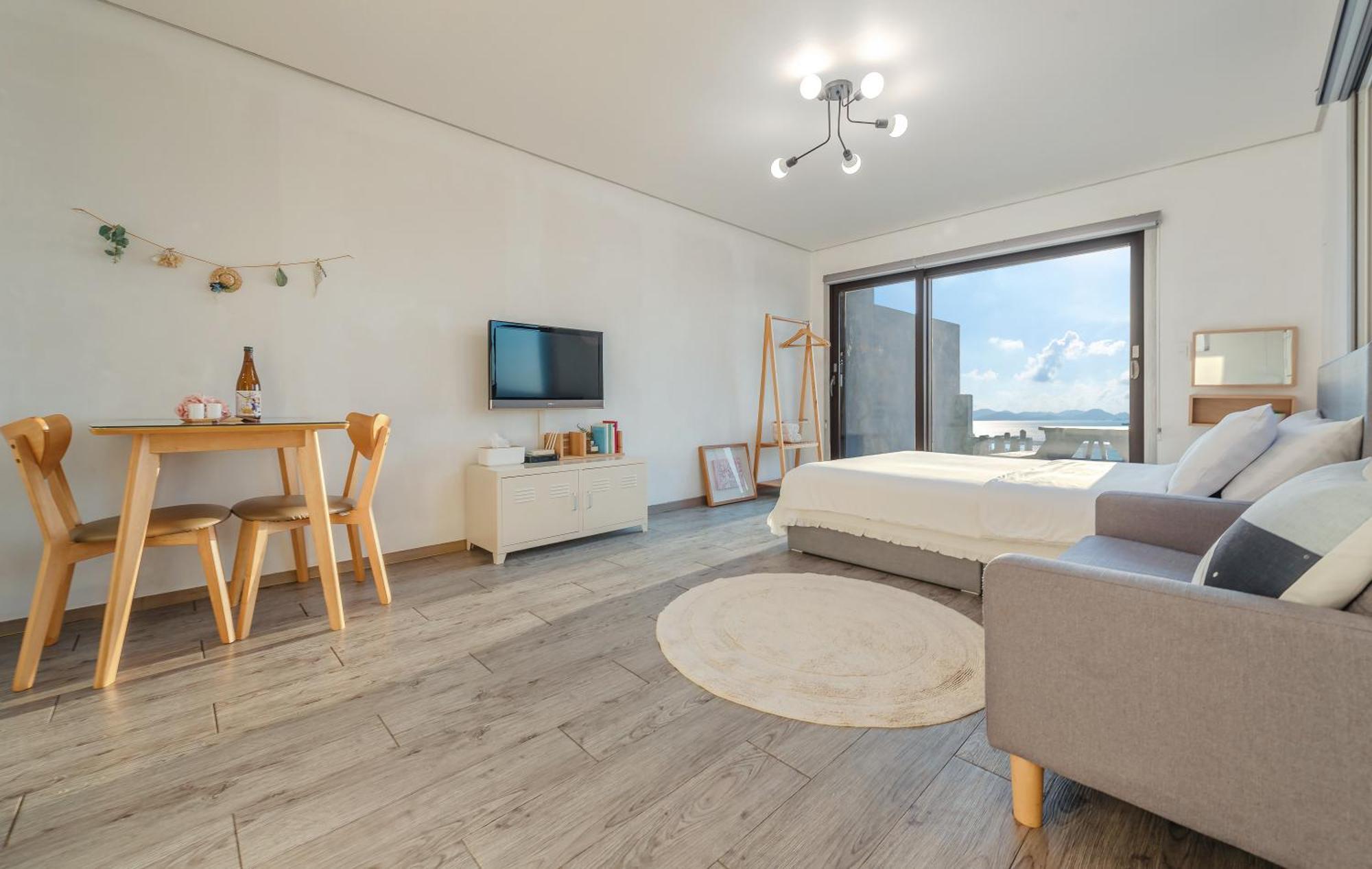 Namhae Whale'S Dream Villa Kamer foto