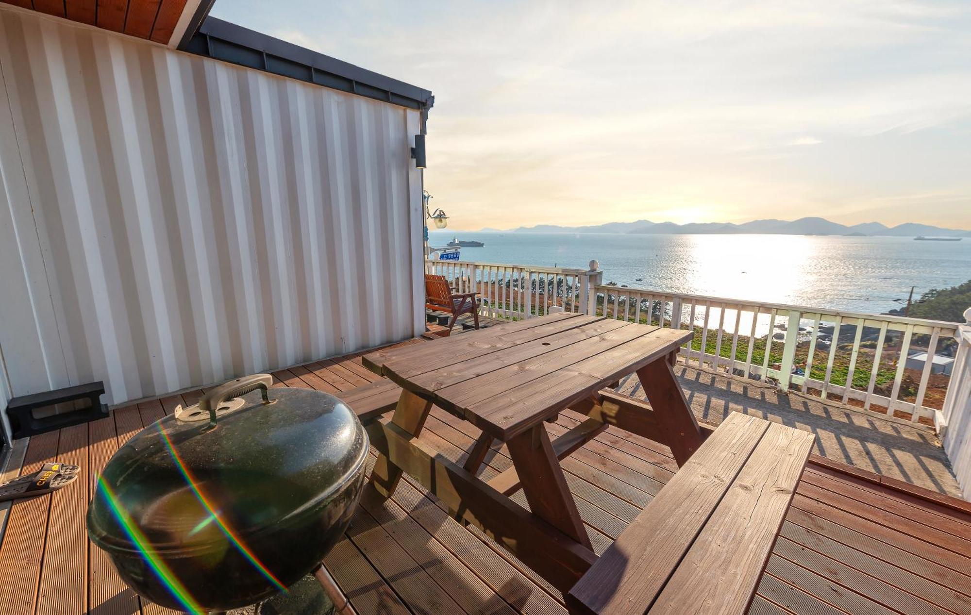 Namhae Whale'S Dream Villa Kamer foto