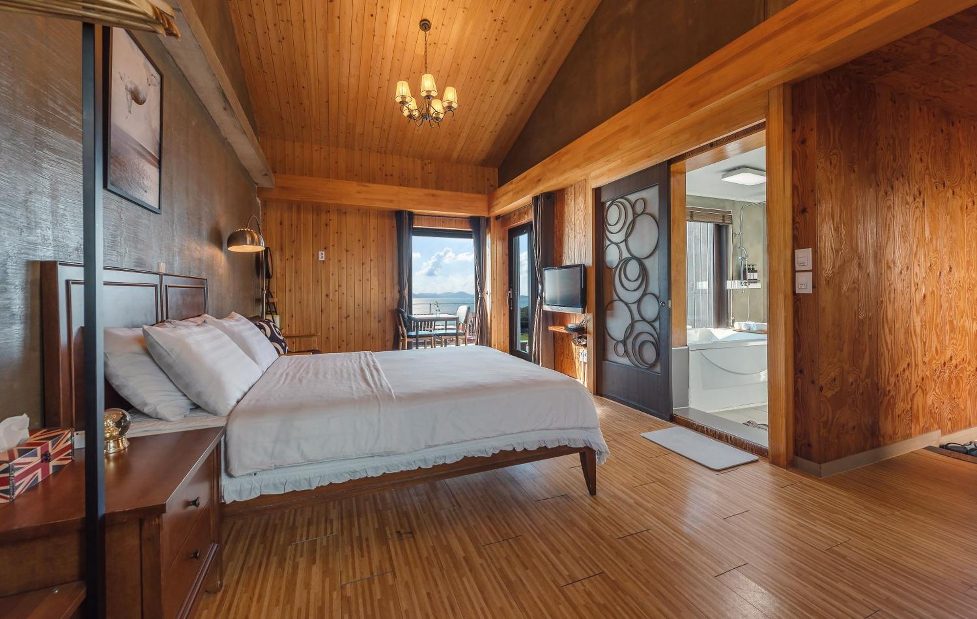 Namhae Whale'S Dream Villa Kamer foto