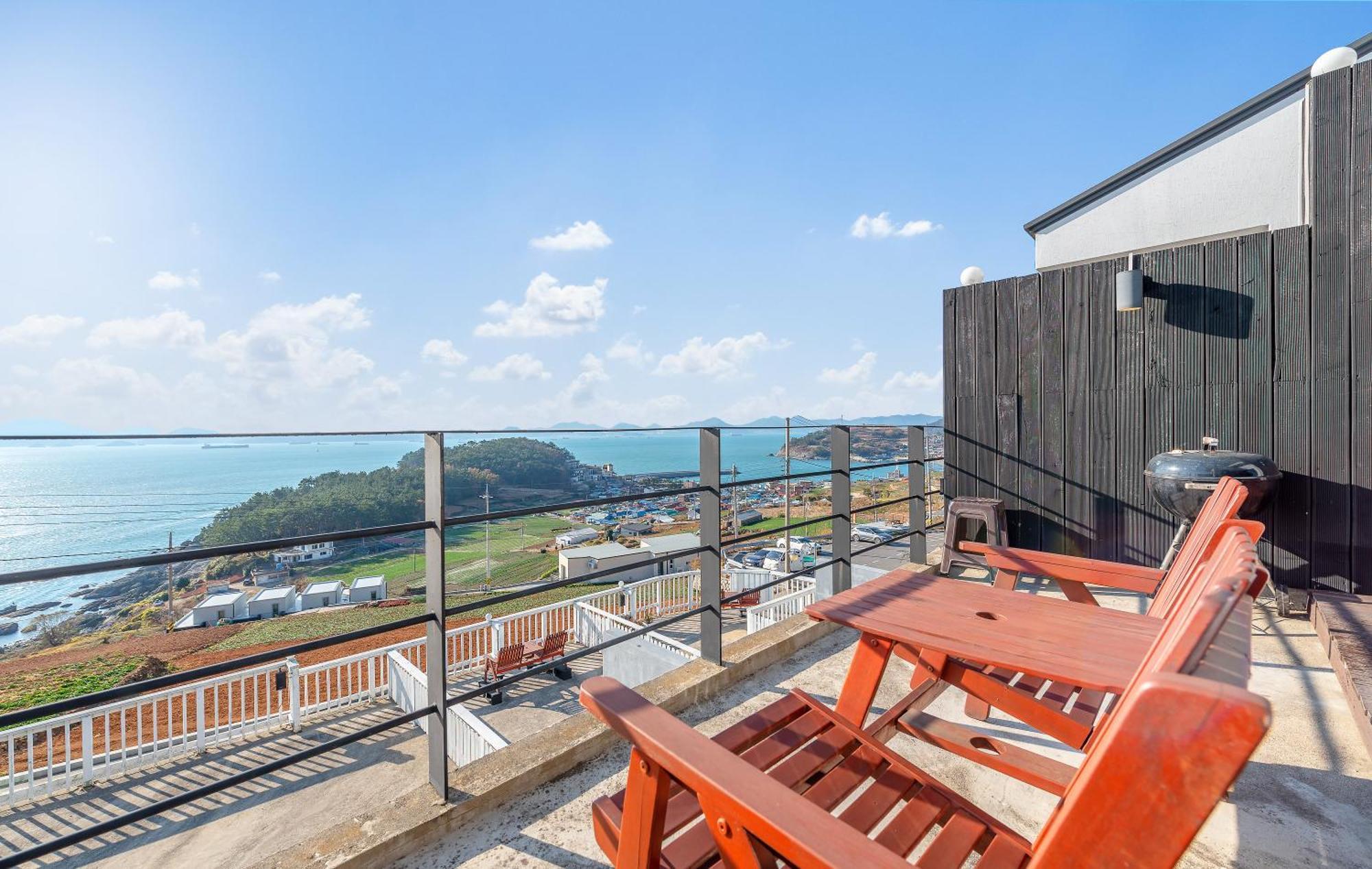 Namhae Whale'S Dream Villa Kamer foto